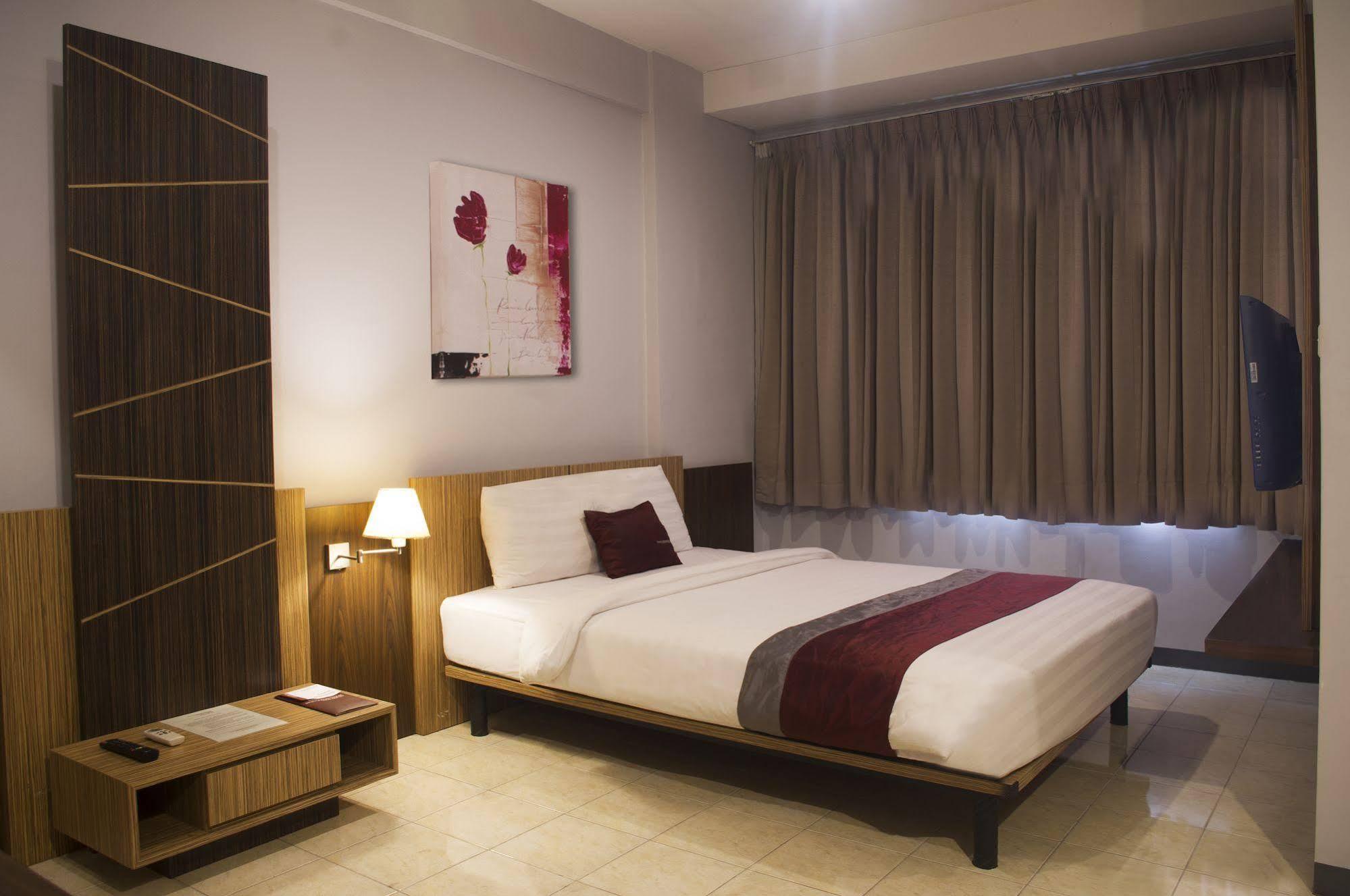 Valore Hotel Cimahi Dış mekan fotoğraf