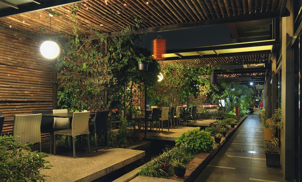 Valore Hotel Cimahi Dış mekan fotoğraf
